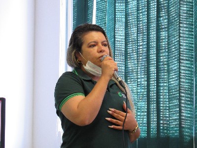 Professora Silvia Claudia Ferreira de Andrade