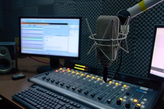 Rádio 98,9 FM será inaugurada nesta sexta (23)
