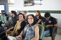 Aluna Maria Eduarda(esq) é uma das estudantes extensionistas
