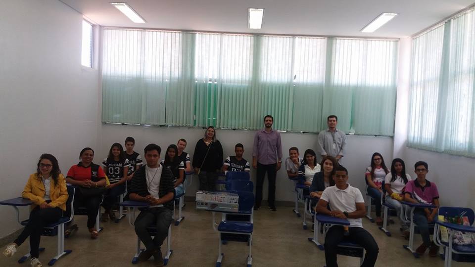 Visita da Escola Estadual de São José de Princesa no Campus