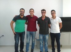 Da direita para esquerda: Edson Almeida e Weslley Santos, junto com Wesley Porto e Carlos Alberto, alunos de Telemática do Campus CG, que também participaram da final nacional.