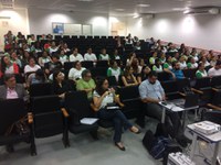 Reunião aconteceu na noite desta quarta-feira (25)