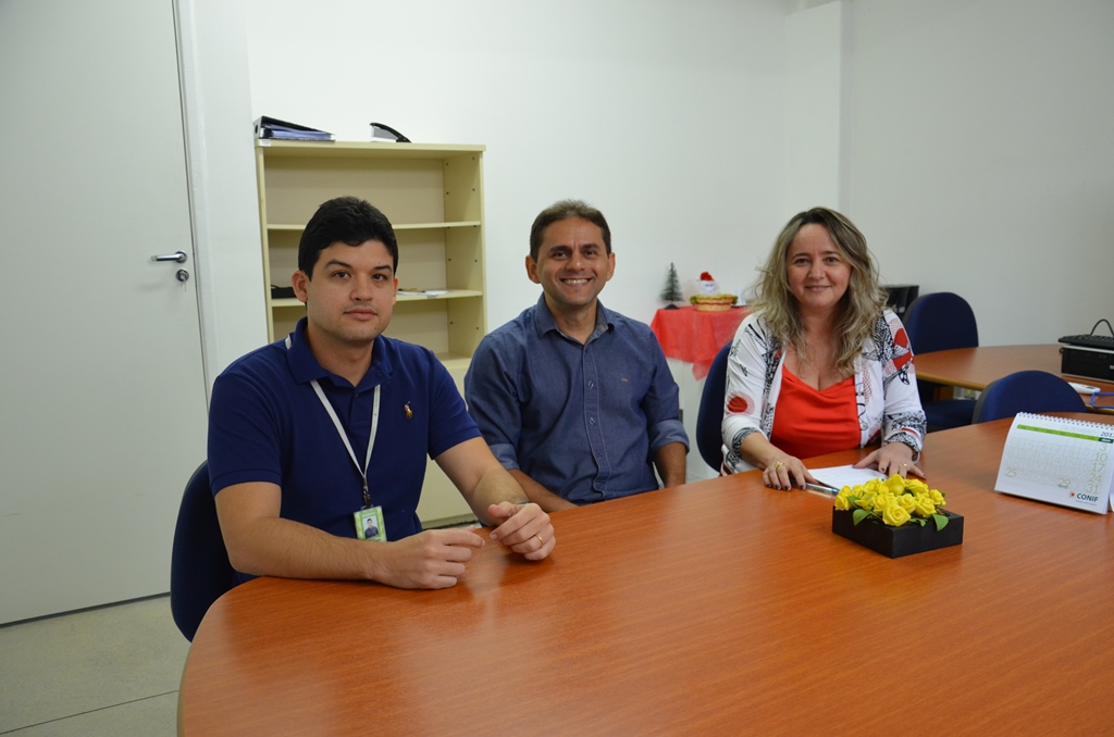 Rafael Barros, Coordenador do mestrado, Alex Rego, Diretor de Pós-Graduação e Girlene Formiga, Diretora de Pesquisa.jpg