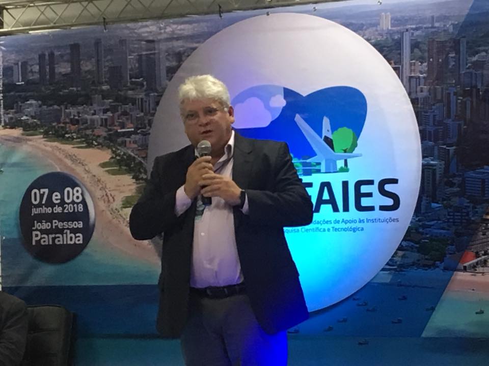 Anselmo Castilho.jpg