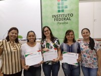 São três turmas destinadas a servidores: Inglês Básico I, Proficiência em Língua Inglesa e Preparatório para Exames Internacionais