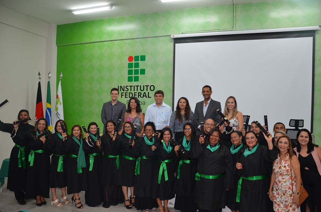 Capa colação de grau.jpg