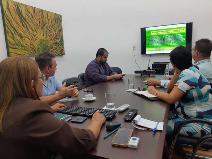 Reitoria do IFPB recebe visita do presidente da Fapesq (2).jpeg