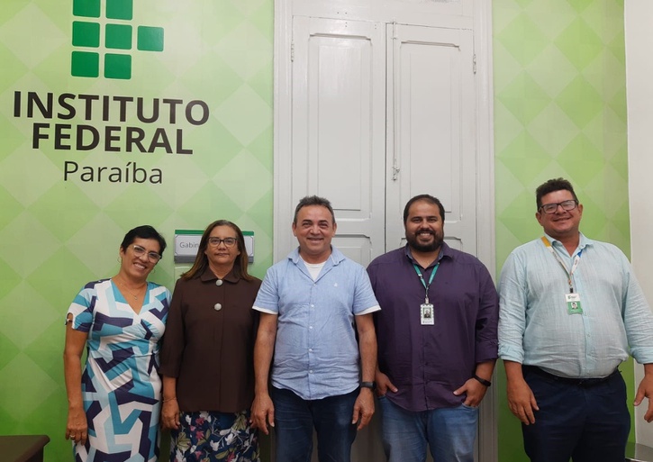 Reitoria do IFPB recebe visita do presidente da Fapesq (6).jpeg