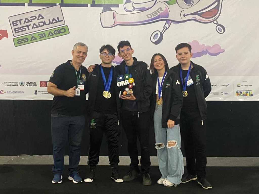 Capa Equipe Olimpíada.jpeg