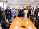 Foto Mary com Efraim e  Diretores em Brasília=====.jpeg