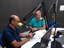 Na Rádio Comunitária a FM RC 98,5 MHz no programa “A Voz do Povo” com o comunicador Everaldo Valois