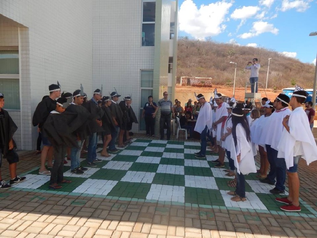 Xadrez humano é realizado no campus de Acaraú — Instituto Federal