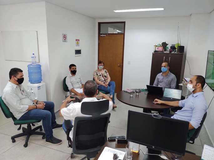 Reunião entre os representantes do Campus Santa Rita e da Usina São João