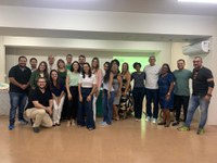 Participantes do Curso de RIF junto com a instrutora, Izabele Ariete