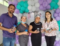 Doação de potes no Instituto Cândida Vargas